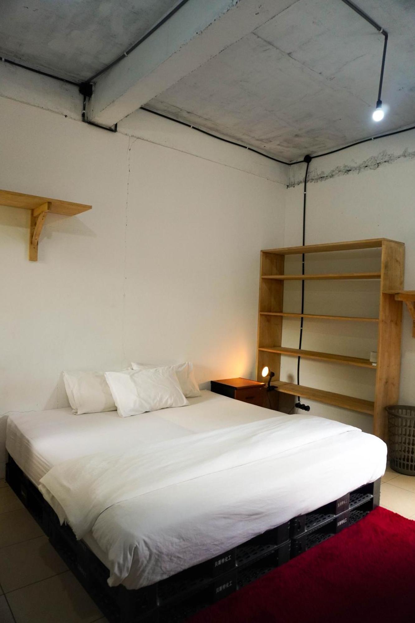Kuta  Lotide Surf Camps Lombok 호스텔 외부 사진